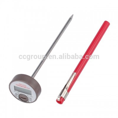 Small sized digital thermometer for cooking